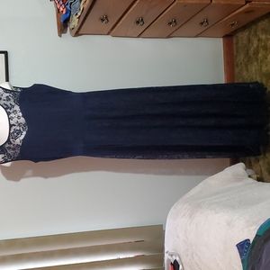 CARDALITE WOMEN'S Sleeveless Lace-Lined-Pullover Maxi Dress-Navy Blue